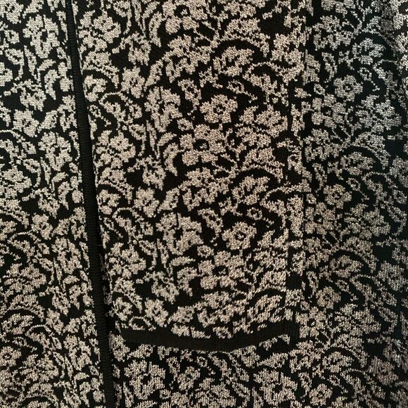 Jones New York black/silver grey, long cardigan, worn inside once, great shape,S - Picture 7 of 13